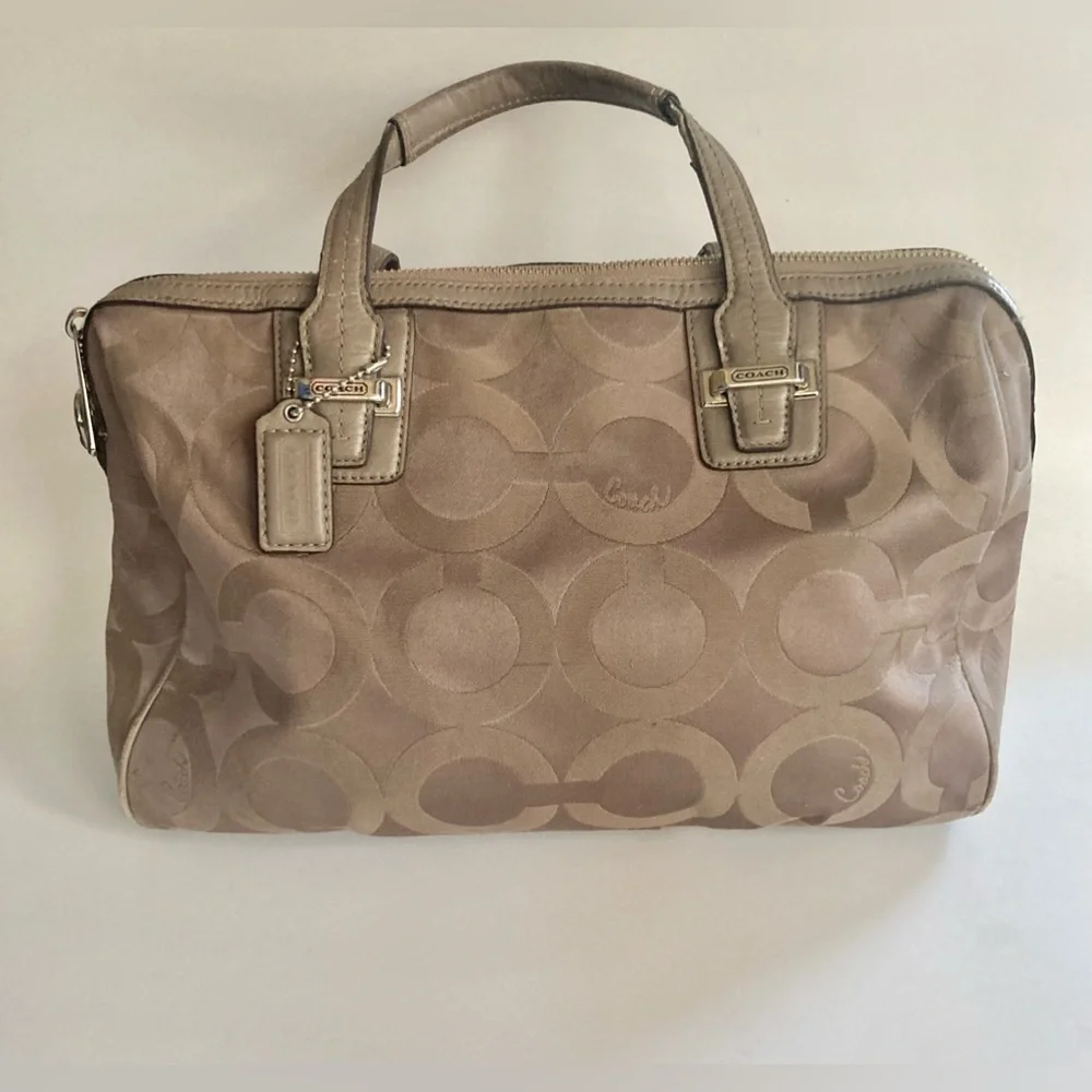 Coach Bag - Picture 1 of 10
